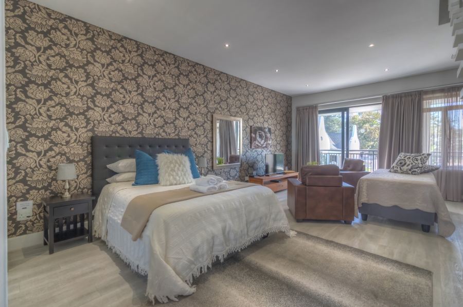 To Let 2 Bedroom Property for Rent in Paardevlei Western Cape